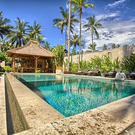 Benthos Bali Dive Resort تْشانديداسا المظهر الخارجي الصورة