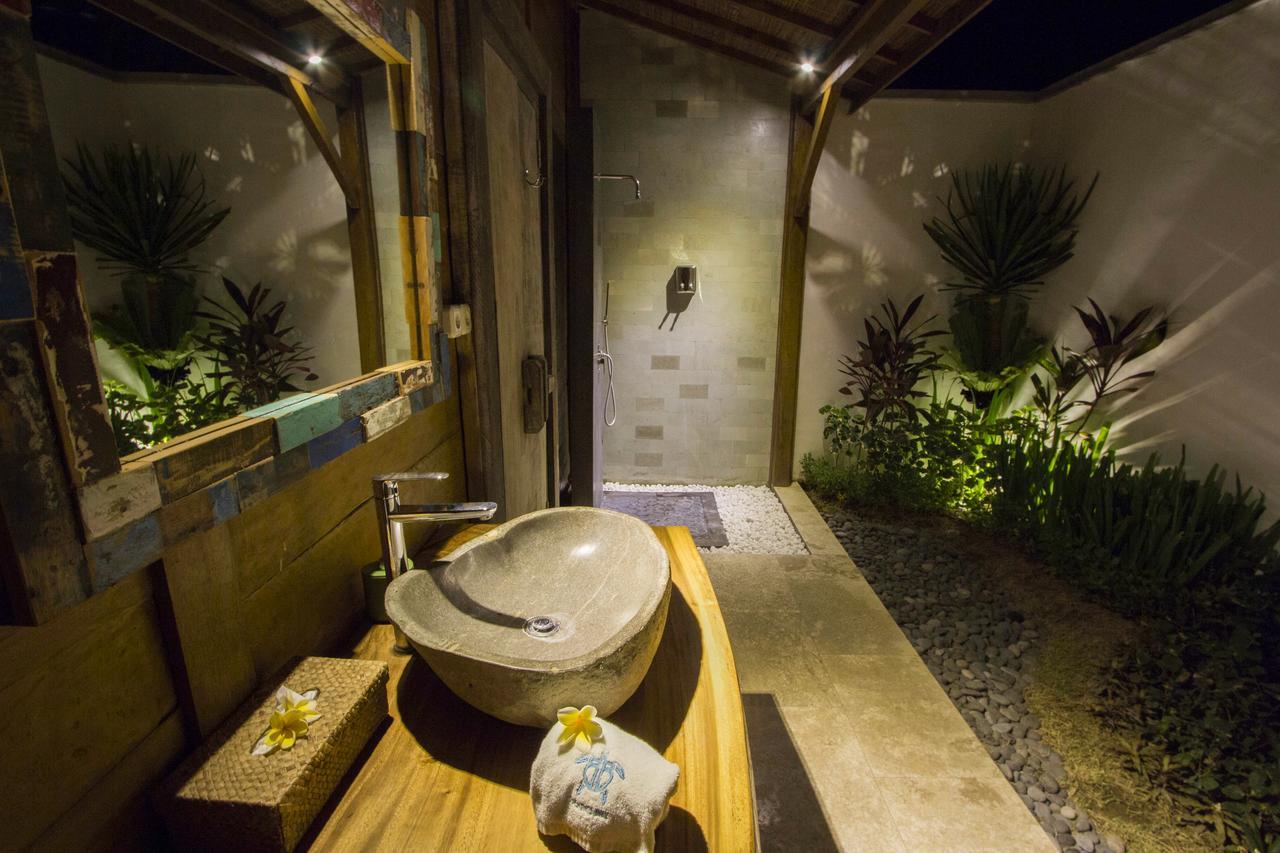 Benthos Bali Dive Resort تْشانديداسا المظهر الخارجي الصورة